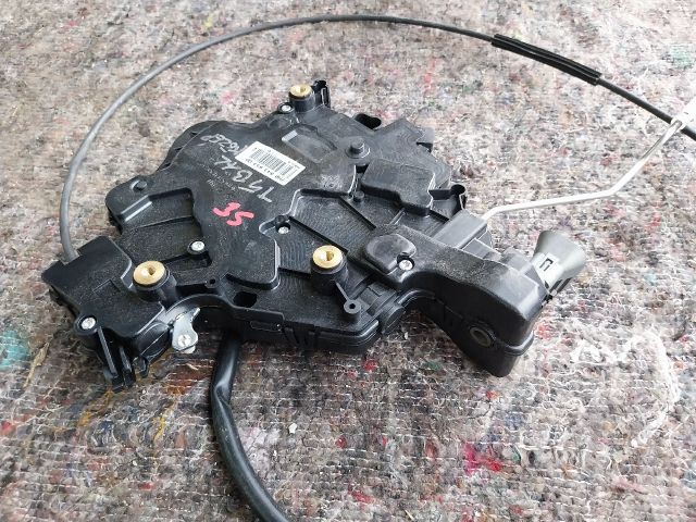 bontott VW MULTIVAN Bal Tolóajtó Zárszerkezet