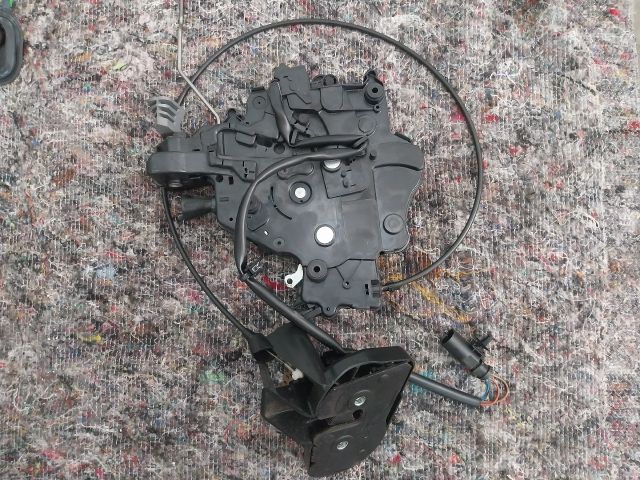 bontott VW MULTIVAN Bal Tolóajtó Zárszerkezet