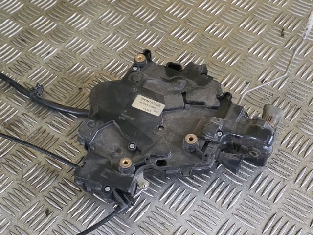 bontott VW MULTIVAN Bal Tolóajtó Zárszerkezet