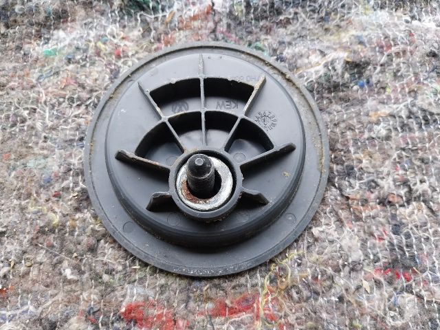 bontott VW MULTIVAN Csomagrögzítő