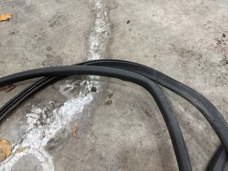 bontott VW MULTIVAN Csomagtérajtó Gumikéder