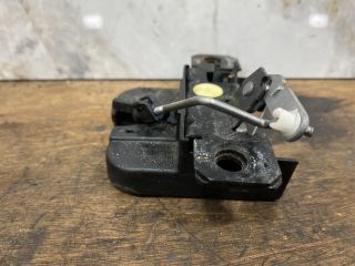 bontott VW MULTIVAN Csomagtérajtó Zárszerkezet