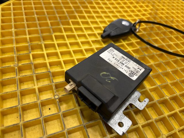 bontott VW MULTIVAN Elektronika (Magában)