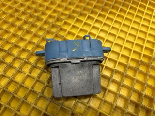 bontott VW MULTIVAN Előtét Ellenállás Fűtőmotor