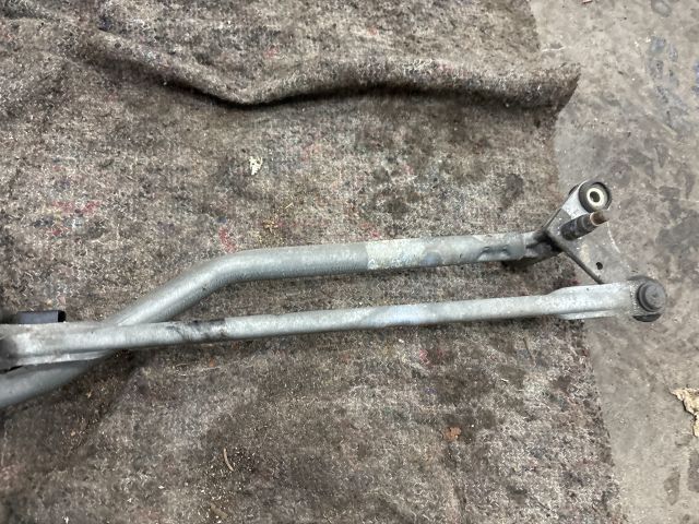 bontott VW MULTIVAN Első Ablaktörlő Motor