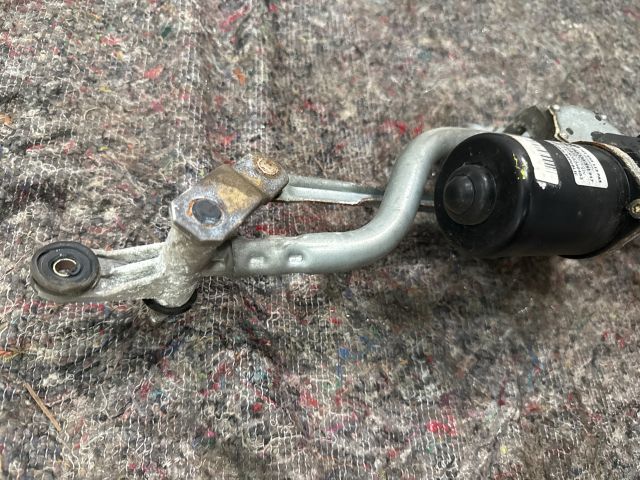 bontott VW MULTIVAN Első Ablaktörlő Szerkezet Motorral