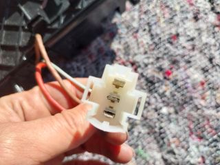 bontott VW MULTIVAN Első Hamutartó