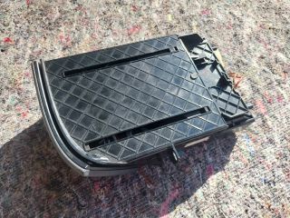 bontott VW MULTIVAN Első Hamutartó