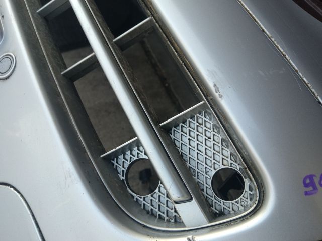 bontott VW MULTIVAN Első Lökhárító (Részeivel)