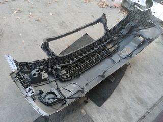 bontott VW MULTIVAN Első Lökhárító (Részeivel)