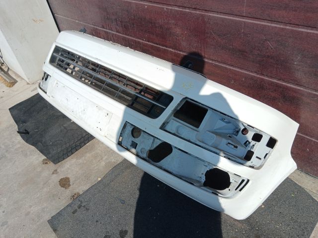 bontott VW MULTIVAN Első Lökhárító (Üresen)