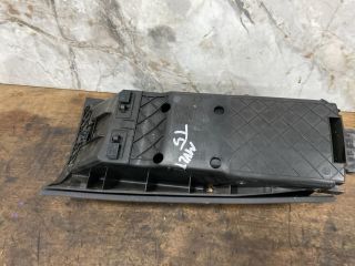 bontott VW MULTIVAN Első Tároló Rekesz