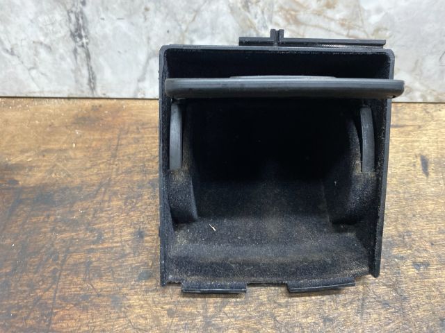 bontott VW MULTIVAN Első Tároló Rekesz