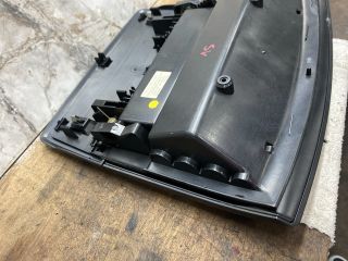 bontott VW MULTIVAN Első Tároló Rekesz