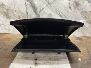 bontott VW MULTIVAN Első Tároló Rekesz