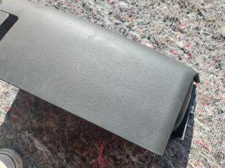 bontott VW MULTIVAN Első Tároló Rekesz