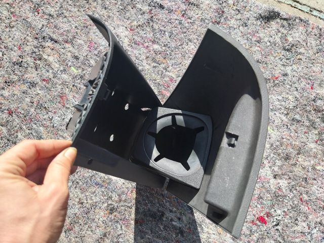 bontott VW MULTIVAN Első Tároló Rekesz