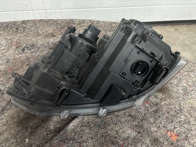 bontott VW MULTIVAN Fényszóró Pár