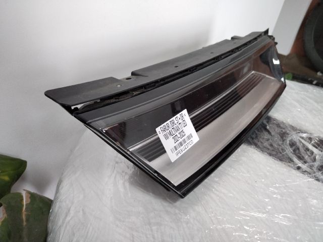 bontott VW MULTIVAN Fényszóró Pár