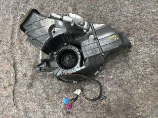 bontott VW MULTIVAN Fűtés Box