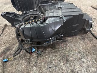 bontott VW MULTIVAN Fűtés Box