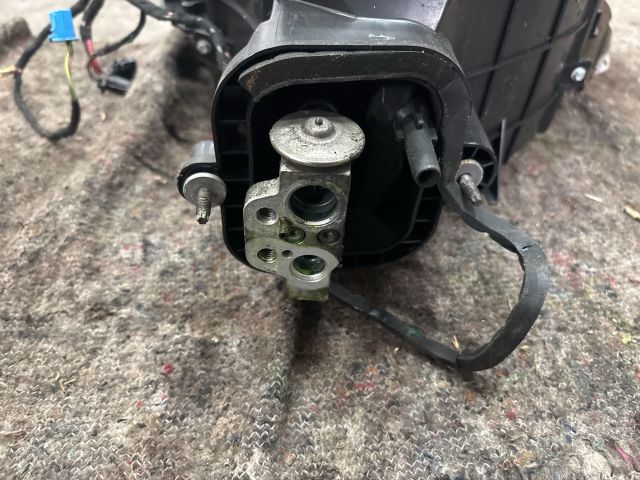 bontott VW MULTIVAN Fűtés Box