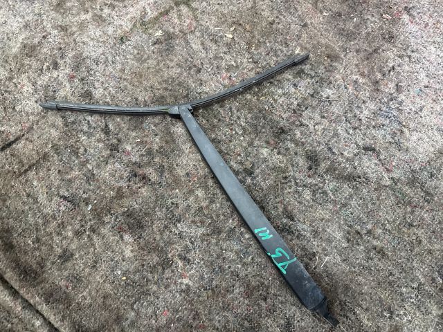 bontott VW MULTIVAN Hátsó Ablaktörlő Kar