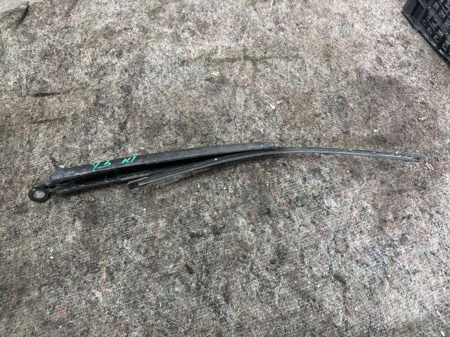 bontott VW MULTIVAN Hátsó Ablaktörlő Kar