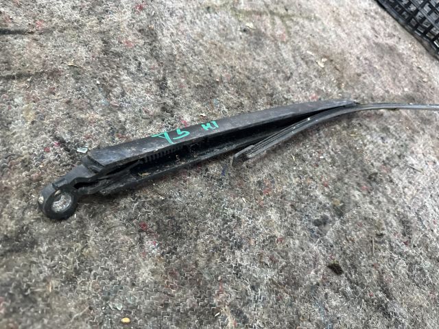 bontott VW MULTIVAN Hátsó Ablaktörlő Kar