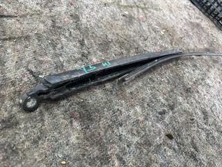 bontott VW MULTIVAN Hátsó Ablaktörlő Kar