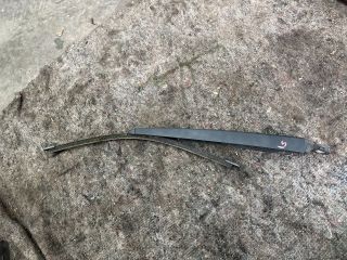 bontott VW MULTIVAN Hátsó Ablaktörlő Kar