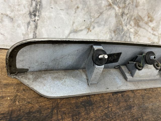 bontott VW MULTIVAN Hátsó Rendszámtábla Világítás