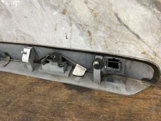 bontott VW MULTIVAN Hátsó Rendszámtábla Világítás