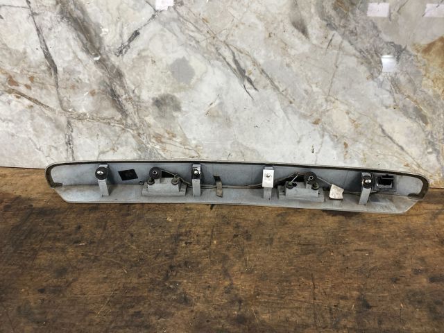 bontott VW MULTIVAN Hátsó Rendszámtábla Világítás