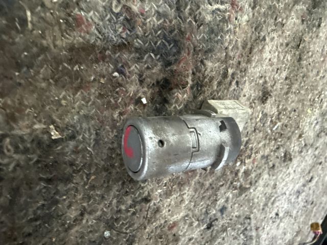 bontott VW MULTIVAN Hátsó Tolatóradar Fej