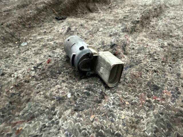 bontott VW MULTIVAN Hátsó Tolatóradar Fej