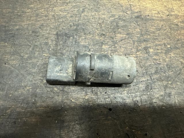 bontott VW MULTIVAN Hátsó Tolatóradar Fej