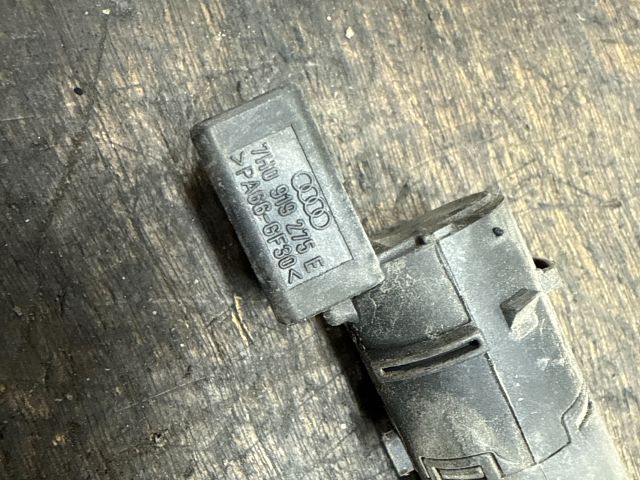 bontott VW MULTIVAN Hátsó Tolatóradar Fej