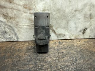 bontott VW MULTIVAN Hátsó Tolatóradar Fej