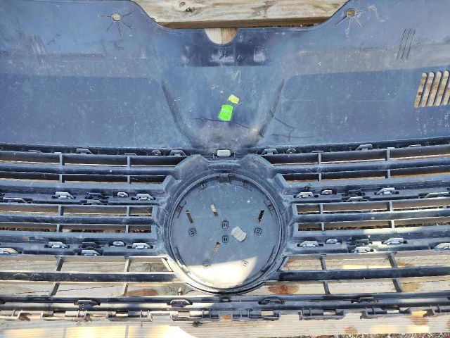 bontott VW MULTIVAN Hűtőrács