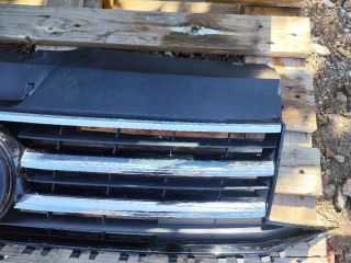 bontott VW MULTIVAN Hűtőrács