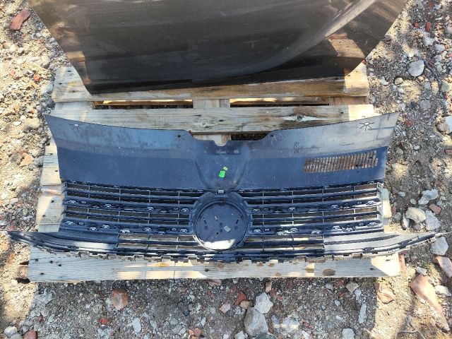 bontott VW MULTIVAN Hűtőrács