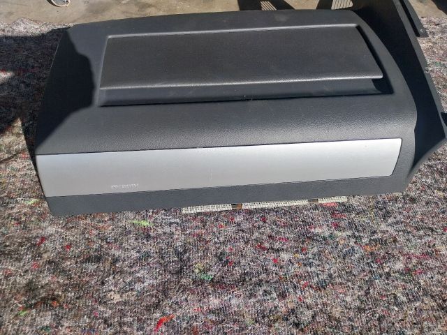 bontott VW MULTIVAN Jobb Alsó Műszerfal Burkolat