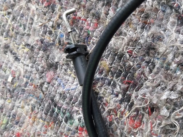 bontott VW MULTIVAN Jobb Csomagtérajtó Nyitó Bowden