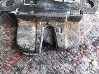 bontott VW MULTIVAN Jobb Csomagtérajtó Zárszerkezet