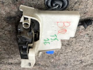 bontott VW MULTIVAN Jobb első Ajtózár