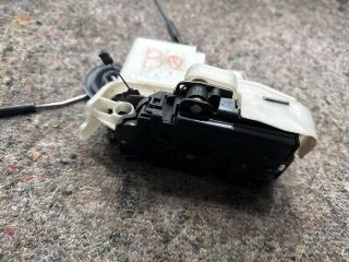 bontott VW MULTIVAN Jobb első Ajtózár