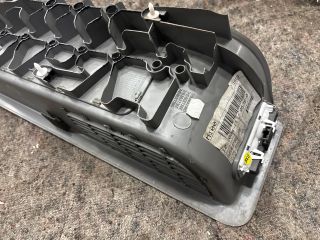 bontott VW MULTIVAN Jobb első Belső Küszöb Burkolat