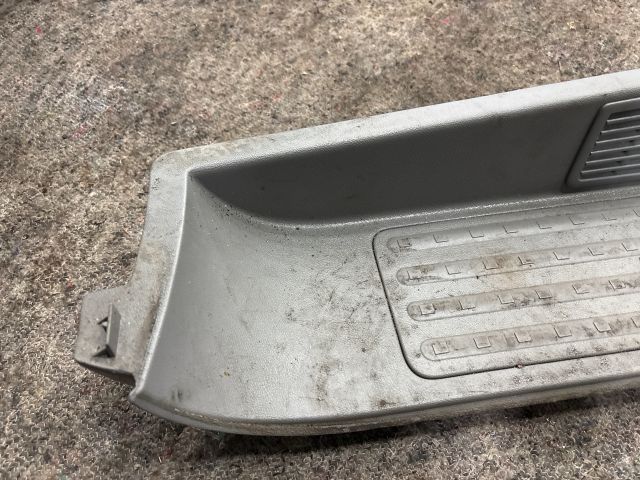 bontott VW MULTIVAN Jobb első Belső Küszöb Burkolat