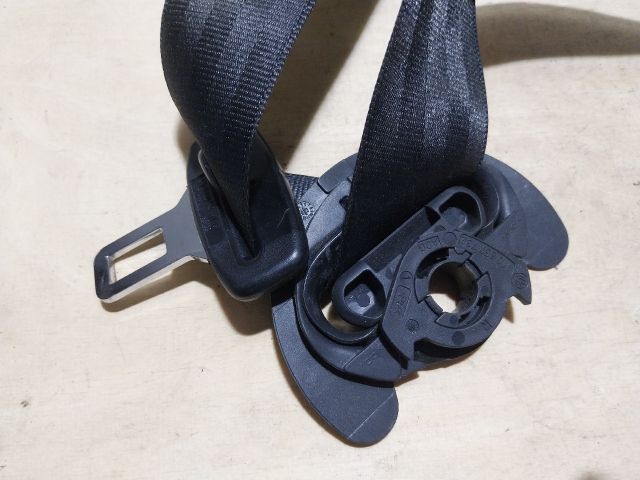 bontott VW MULTIVAN Jobb első Biztonsági Öv